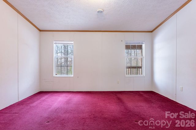 8636 County Line Road, Hickory, NC 28602