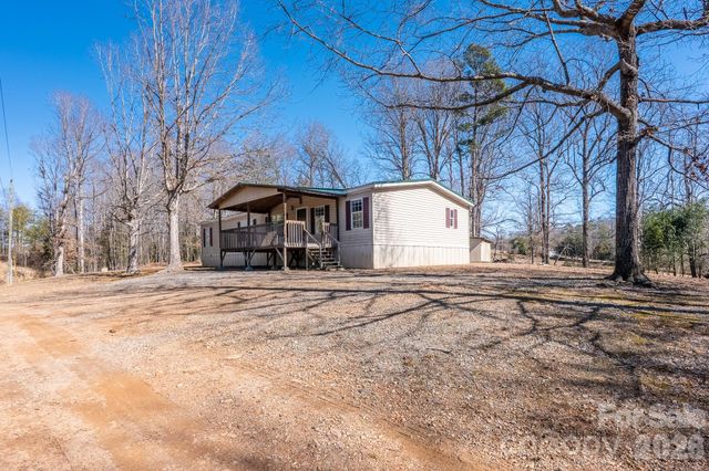 8636 County Line Road, Hickory, NC 28602