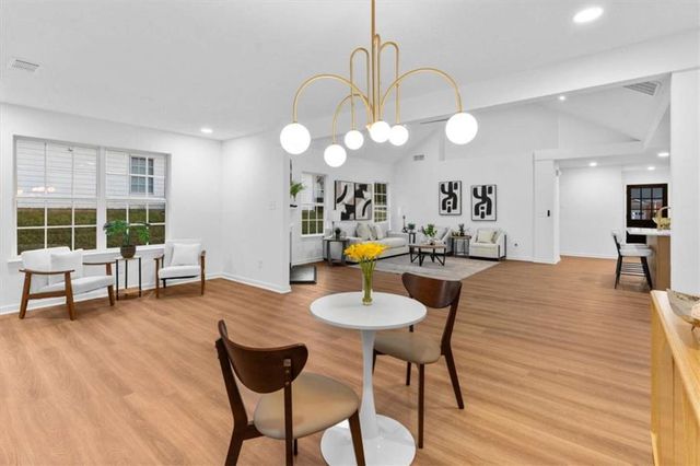 10322 Deep Creek Cv, Atlanta, GA 30291