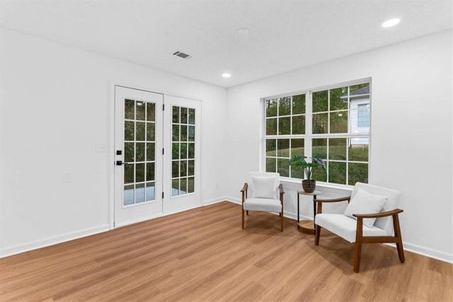 10322 Deep Creek Cv, Atlanta, GA 30291