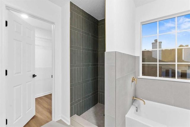 10322 Deep Creek Cv, Atlanta, GA 30291