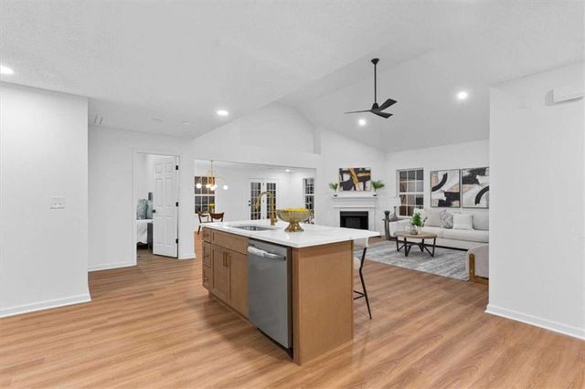 10322 Deep Creek Cv, Atlanta, GA 30291