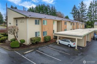 23613 112th Avenue SE #J202, Kent, WA 98031