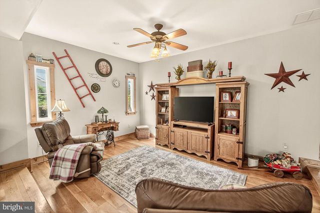 4948 TEEN BARNES RD, Frederick, MD 21703