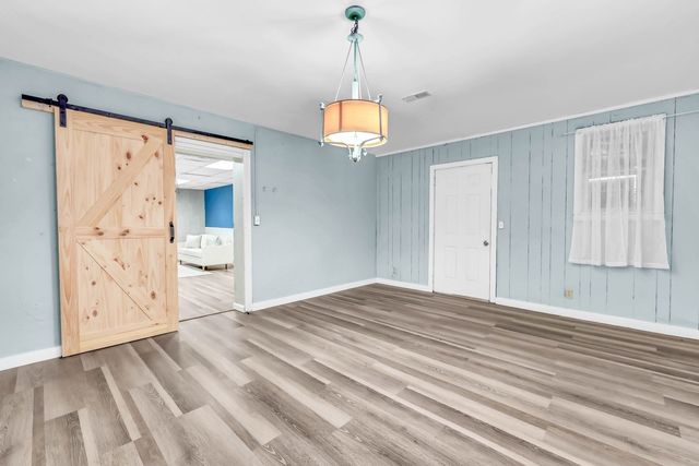 398 Frontier Ln, Ashland City, TN 37015