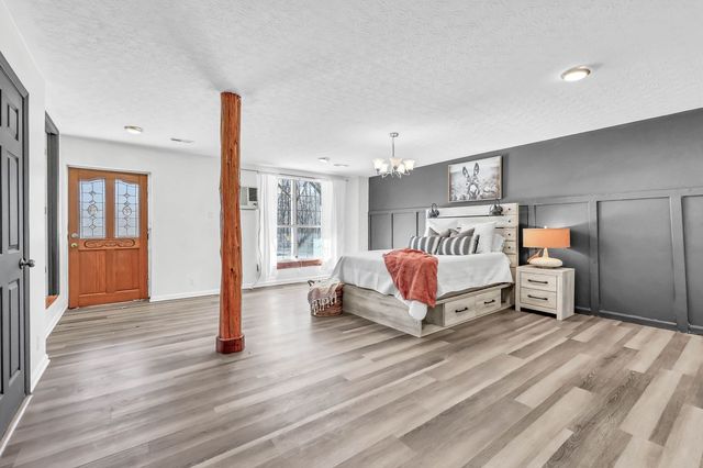 398 Frontier Ln, Ashland City, TN 37015