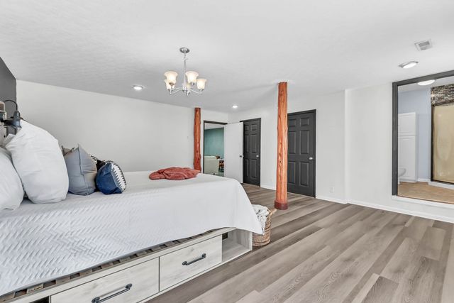 398 Frontier Ln, Ashland City, TN 37015