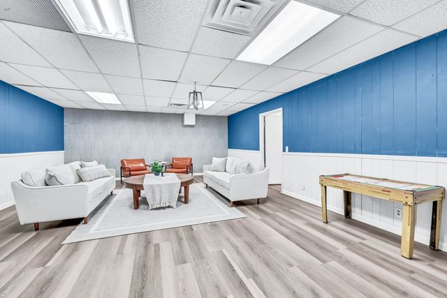 398 Frontier Ln, Ashland City, TN 37015