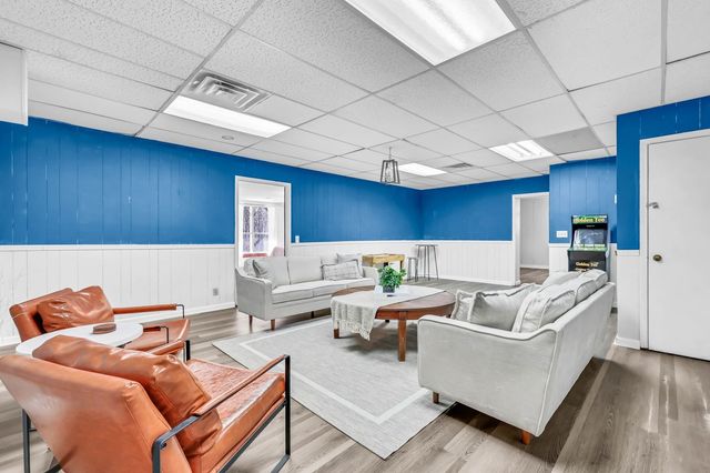 398 Frontier Ln, Ashland City, TN 37015