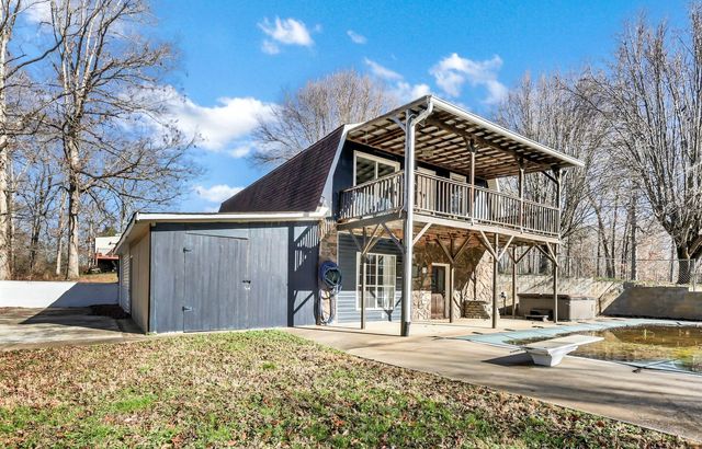 398 Frontier Ln, Ashland City, TN 37015