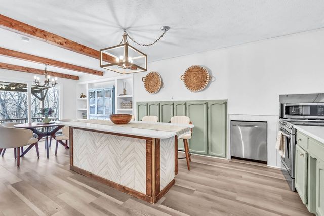 398 Frontier Ln, Ashland City, TN 37015