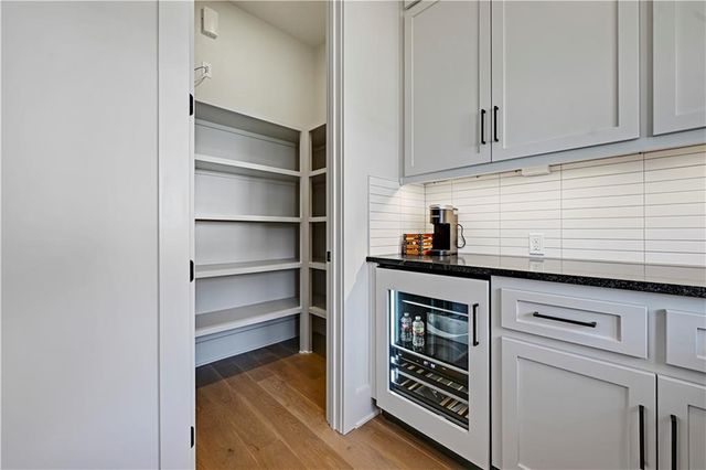 6109 El Monte Street, Fairway, KS 66205