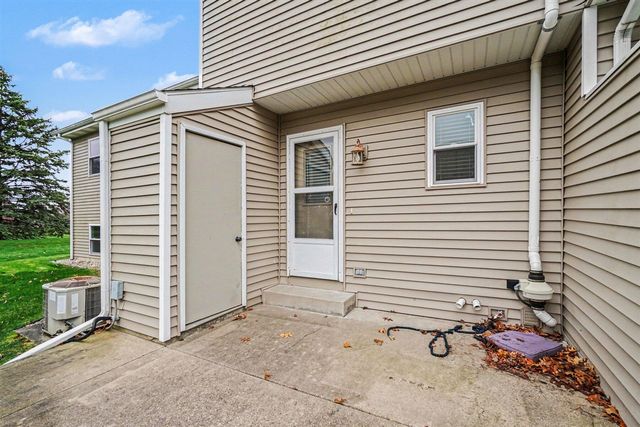 3262 Wimbledon Drive, Portage, MI 49024