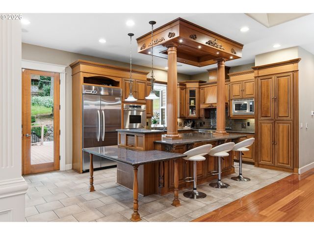 11233 Se RIMROCK Dr, Happy Valley, OR 97086