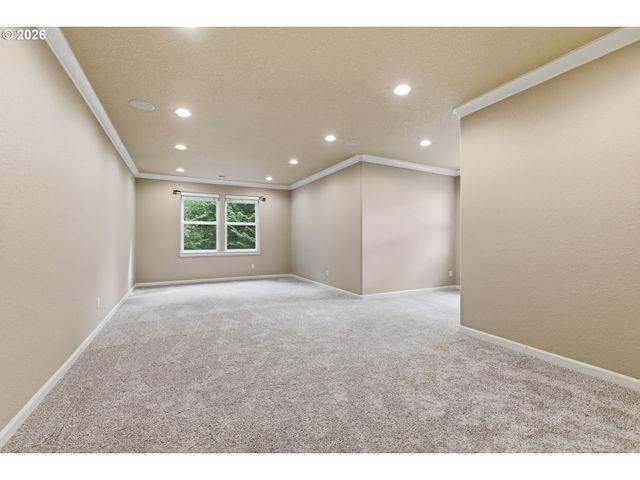 11233 Se RIMROCK Dr, Happy Valley, OR 97086