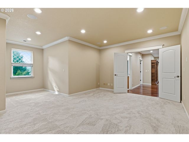 11233 Se RIMROCK Dr, Happy Valley, OR 97086
