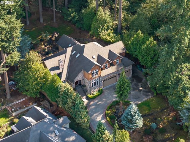 11233 Se RIMROCK Dr, Happy Valley, OR 97086