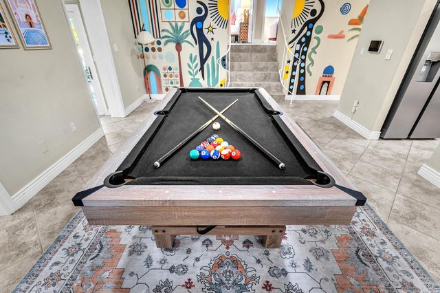 3450 NE 19th Avenue, Oakland Park, FL 33306