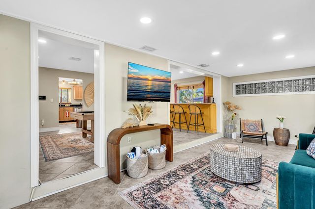 3450 NE 19th Avenue, Oakland Park, FL 33306