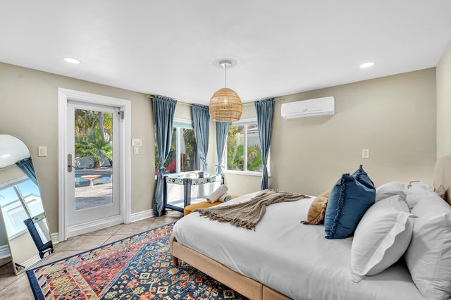 3450 NE 19th Avenue, Oakland Park, FL 33306