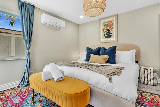 3450 NE 19th Avenue, Oakland Park, FL 33306