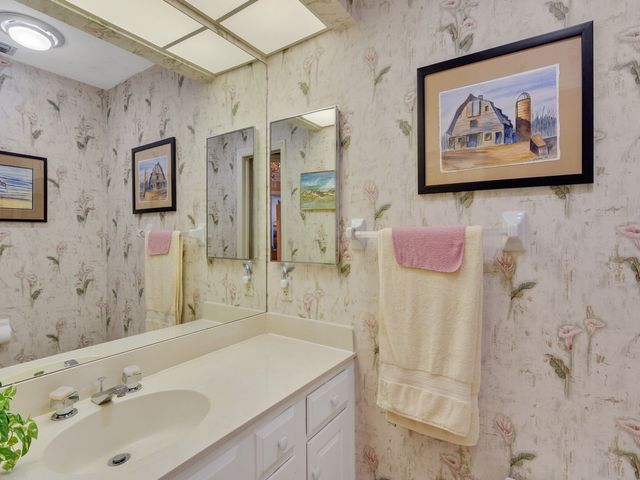 5690 Highway A1a None 102N, Vero Beach, FL 32963