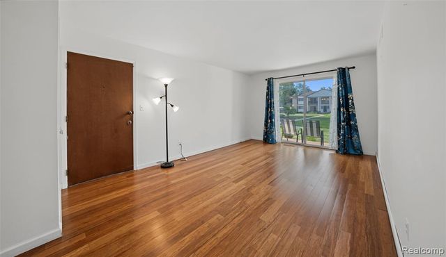 29289 Hayes Road F-10, Warren, MI 48088