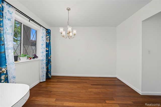 29289 Hayes Road F-10, Warren, MI 48088