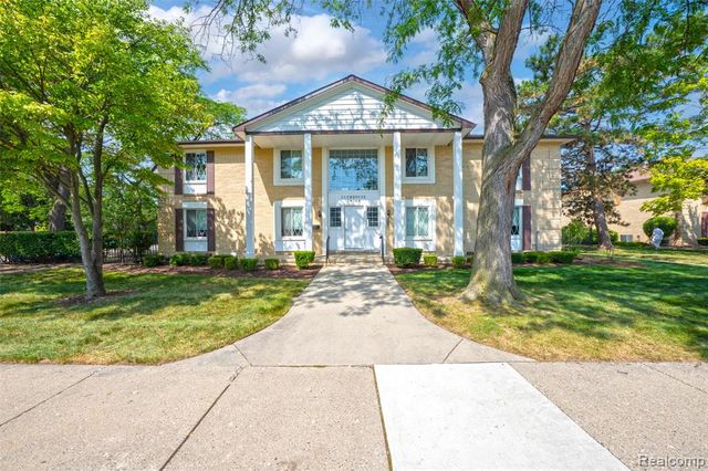 29289 Hayes Road F-10, Warren, MI 48088
