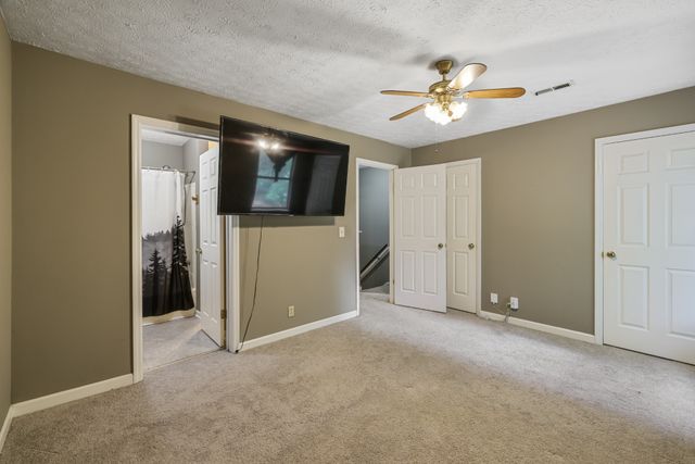 681 Mercer Dr, Hermitage, TN 37076