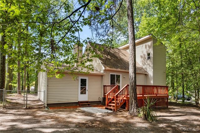 8418 SCOTTINGHAM Ct, North Chesterfield, VA 23236