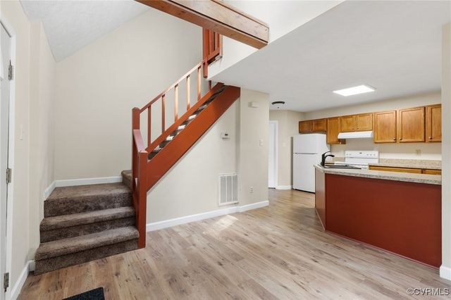 8418 SCOTTINGHAM Ct, North Chesterfield, VA 23236