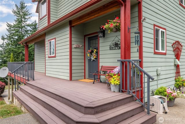 173 Smokey Ridge Road, Onalaska, WA 98570