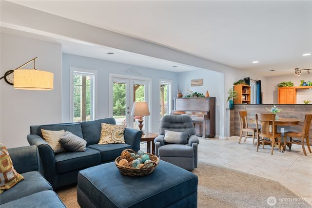 173 Smokey Ridge Road, Onalaska, WA 98570