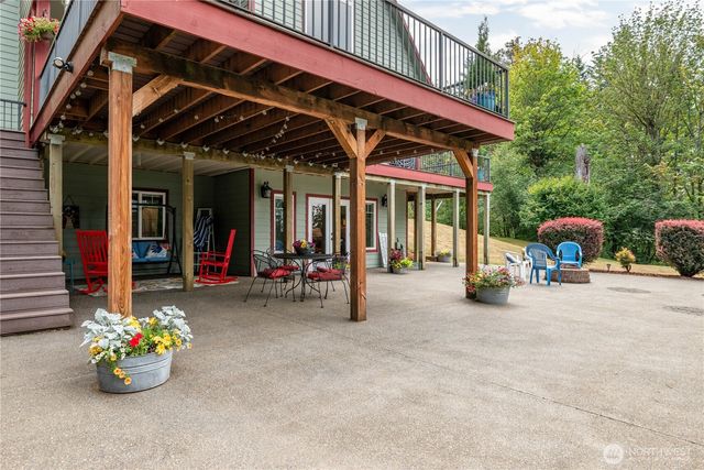 173 Smokey Ridge Road, Onalaska, WA 98570