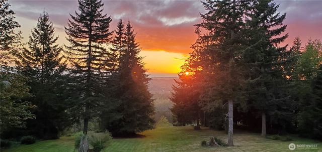 173 Smokey Ridge Road, Onalaska, WA 98570