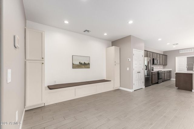 37044 N ALEUTIAN Drive, San Tan Valley, AZ 85143