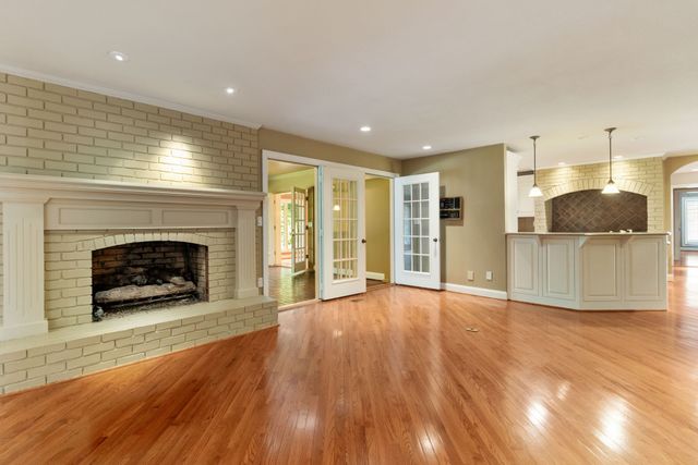 363 Fairway Dr, Clarksville, TN 37043