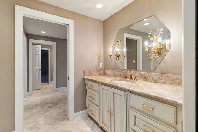 363 Fairway Dr, Clarksville, TN 37043
