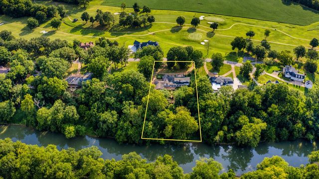 363 Fairway Dr, Clarksville, TN 37043