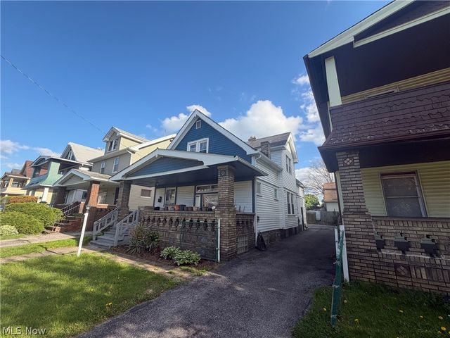 11116 Lardet Avenue, Cleveland, OH 44104