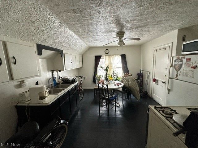 11116 Lardet Avenue, Cleveland, OH 44104