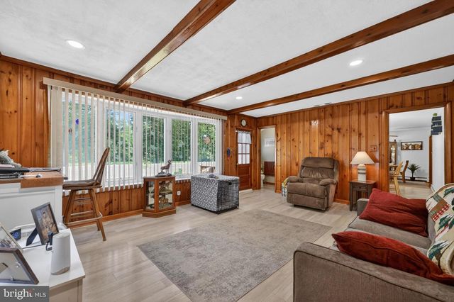 312 KRESSON GIBBSBORO RD, Voorhees, NJ 08043