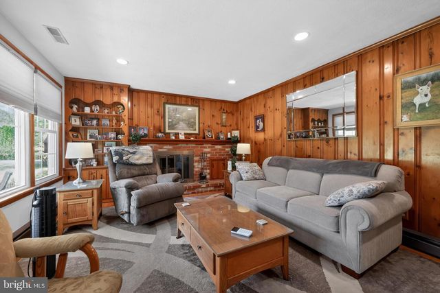 312 KRESSON GIBBSBORO RD, Voorhees, NJ 08043