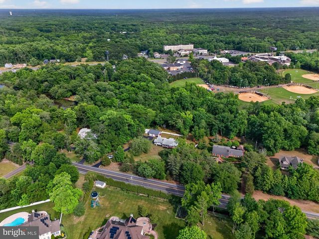 312 KRESSON GIBBSBORO RD, Voorhees, NJ 08043