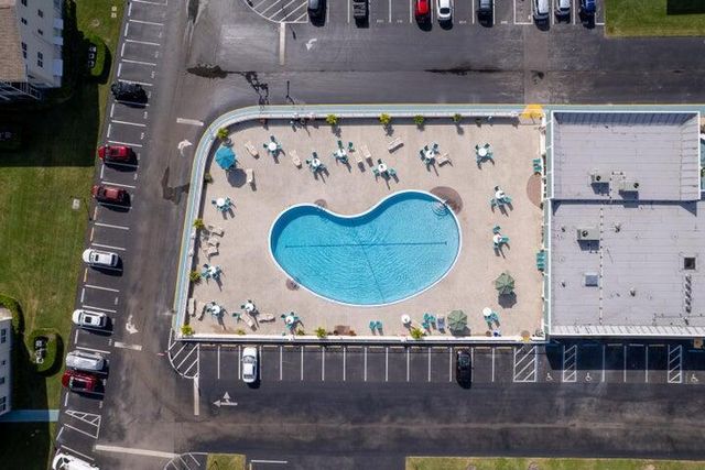 340 Horizons W 104, Boynton Beach, FL 33435