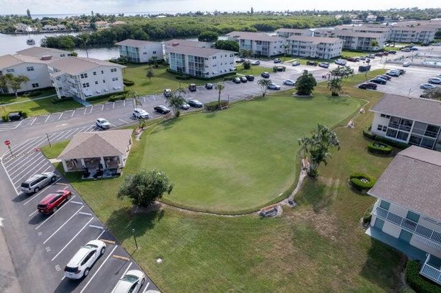 340 Horizons W 104, Boynton Beach, FL 33435