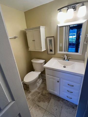 340 Horizons W 104, Boynton Beach, FL 33435