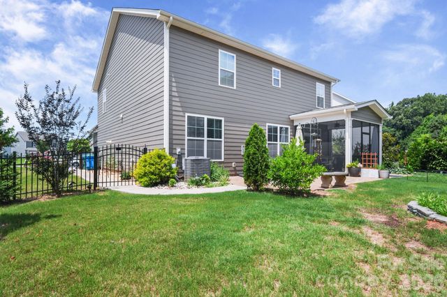 5021 Shadowbrook Road, Waxhaw, NC 28173