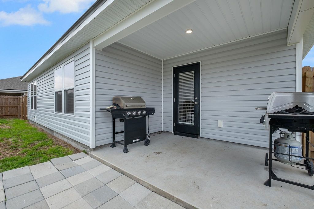 Image 34 of property listing at 78 Haley Drive, Crawfordville, FL 32327
